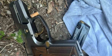 Bakırköy’de motosikletli saldırganlar 2 iş yerini kurşunladı