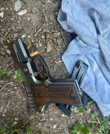 Bakırköy’de motosikletli saldırganlar 2 iş yerini kurşunladı