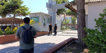 Satın aldıkları araçları teslim alamayan mağdurlar konuştu