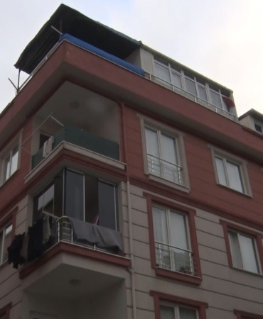 Beylikdüzü’nde apartmanda böcek ilaçlamasından bir kişi etkilendi
