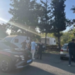 Kendisine küfreden arkadaşını silahla vurdu