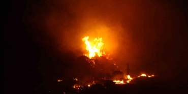 Çanakkale’deki orman yangını devam ediyor: 4 köy tahliye edildi