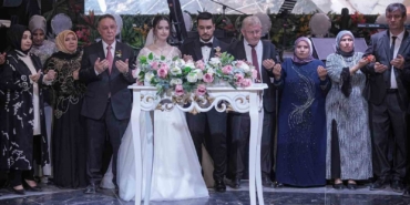 Bursa’da siyaset ve iş dünyasını buluşturan düğün