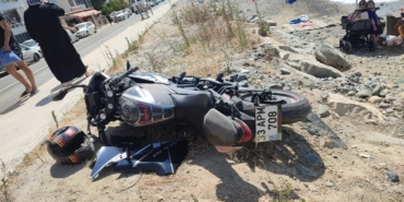 Yalova’da motosiklet yayaya çarptı: 2 yaralı
