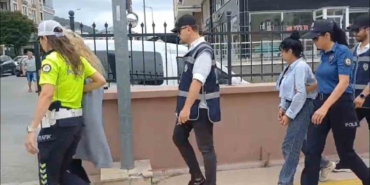 Çınarcık’ta yazlıklardan milyonluk vurgun yapan 2 kadın hırsız yakalandı