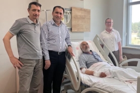 Şehit babasına geçmiş olsun ziyareti
