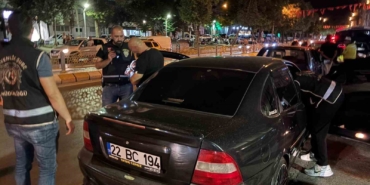 Edirne’de trafik ve asayiş denetimi: 6 araç trafikten men edildi