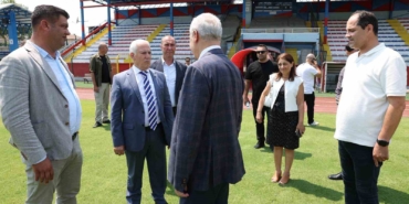 Büyükşehir, Mustafakemalpaşa İlçe Stadı’nı sil baştan yeniledi