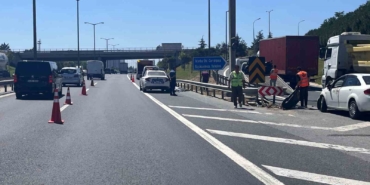 TEM Otoyolu’nda araçla motosiklet kaza yaptı: 1 ölü
