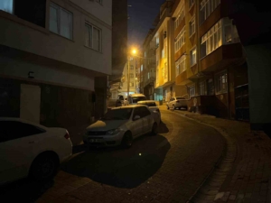 Küçükçekmece’de 4 kişilik aile tavuktan zehirlendi