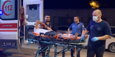 Yol kenarında alkol alırken, av tüfeğiyle vuruldu