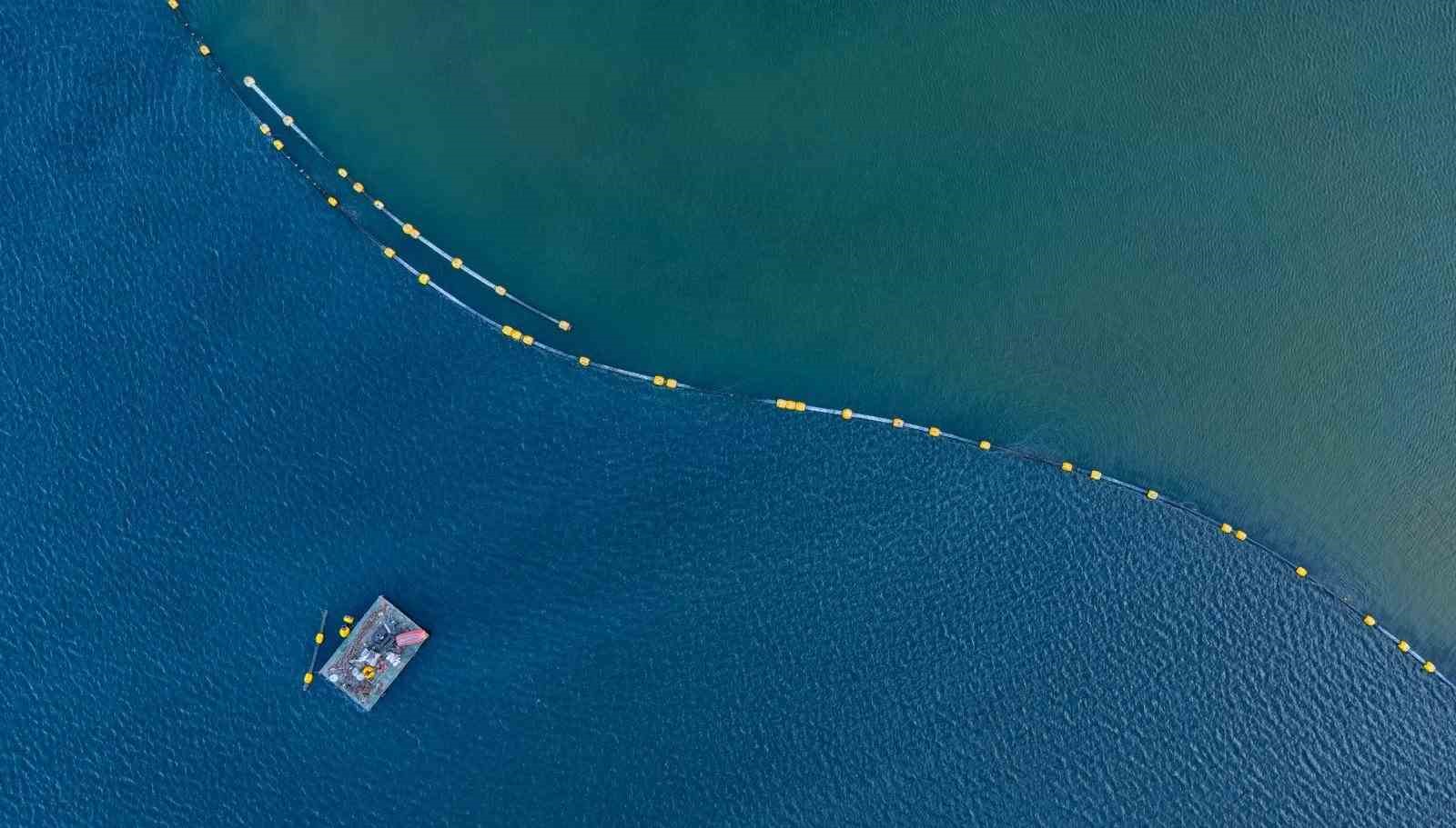 İzmit Körfezi’nde 170 hektar alan dip çamurundan arındırıldı