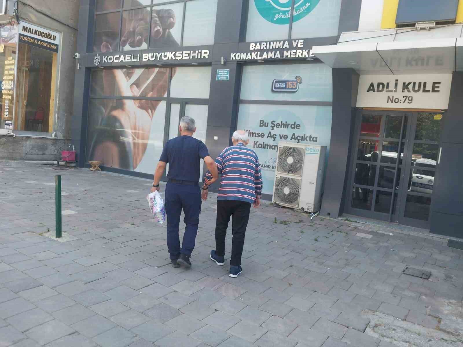 Büyükşehir, ihtiyaç sahibi vatandaşların yanında