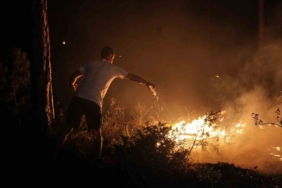 Pet şişelerle alevlere karşı mücadele