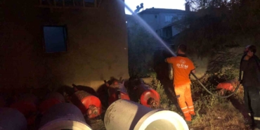 Bilecik’te metruk evde çıkan yangın korkuttu