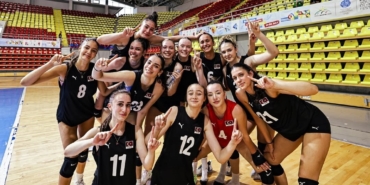 18 Yaş Altı Kız Voleybol Milli Takımı, tarihinde 3. kez EYOF şampiyonu