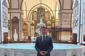 "Camiler, sosyal medyada ’içerik’ üretme yeri değildir"
