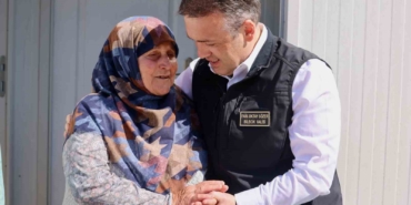 Kaşıkçı Köyü’nde yangın mağdurlarına devlet desteği