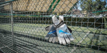 Tarihi spor kulübünü mahkeme kararı beklenmeden boşalttılar