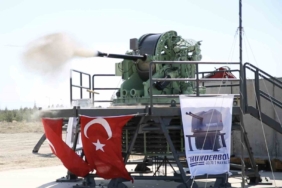 Türkiye’nin yerli ve milli topu Thunderbolt Konya’da şov yaptı