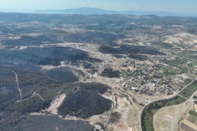 Ayvacık’ta yangın 21 saatin ardından kontrol altına alındı