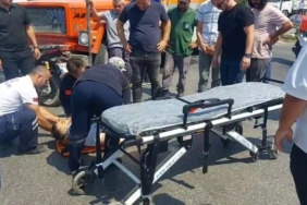 Akyazı’da tanker ile motosiklet çarpıştı: 1 yaralı