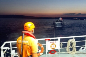 Çanakkale Boğazı’nda sürüklenen teknedeki 6 kişi kurtarıldı