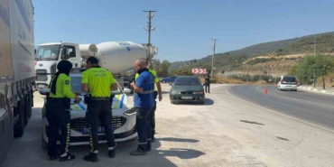 Gemlik Kumla-Armutlu yolunda radarlı denetim