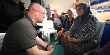 AK Parti’den yangın bölgelerine çıkarma