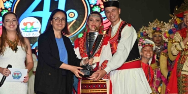 Altın Karanfil Halk Dansları Yarışması’nın kazananı Bulgaristan oldu