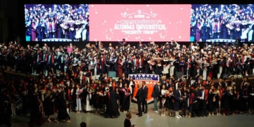 Altınbaş Üniversitesi 2024-2025 Akademik Yılı Mezuniyet Töreni düzenlendi