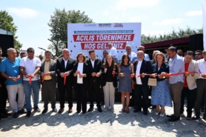 Çekmeköy’de ’Halk Kafe’ düzenlenen törenle hizmete açıldı