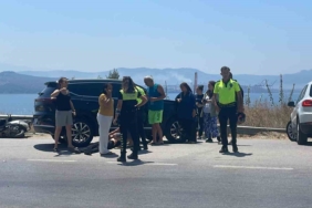 Motosikletinin kontrolünü kaybeden sürücü, kaza yaptı