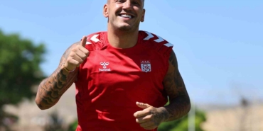 Al-Sharjah, Rey Manaj’ı kadrosuna kattı