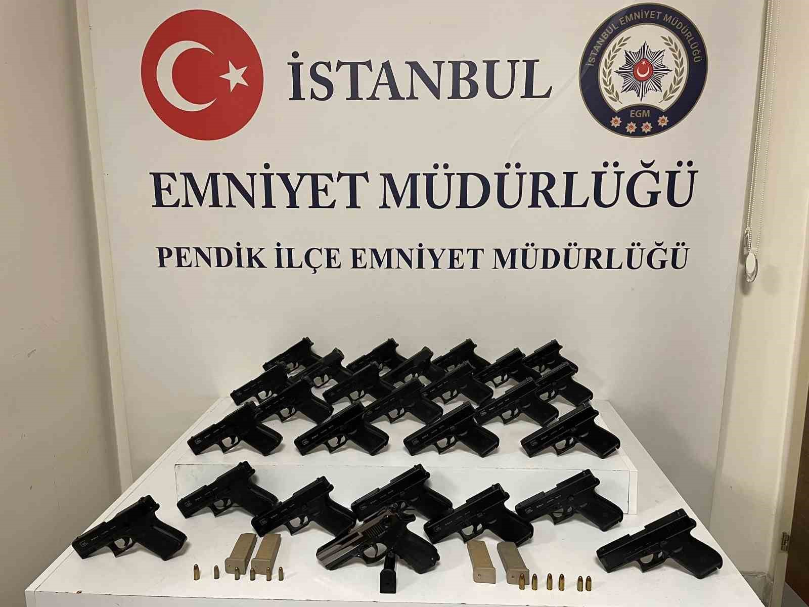 Pendik’te silah ticareti operasyonu: 3 şüpheli yakalandı