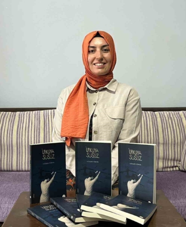 Ev hanımı Gülşah Yüksel, çıkardığı öykü kitabında uykusuzluğu değindi