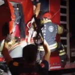 Tır, tıra arkadan çarptı: Sıkışan sürücüyü kurtardılar