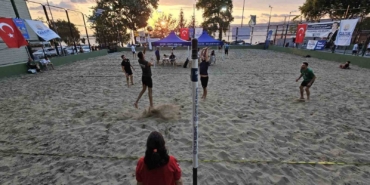 Gölcük’te her yıl şenliğe dönüşen turnuva başladı