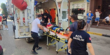 Keşan’da motosiklet yayaya çarptı, 2 kişi yaralandı