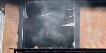 Kapalı iş yerinde yangın çıktı
