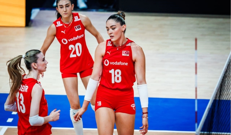 2025 FIVB Voleybol Milletler Ligi: Sırbistan: 3 - Türkiye: 0