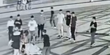 Bursa’da bıçaklı kavga: 14 yaşındaki kız ortalığı savaş alanına çevirdi