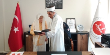 Alman vatandaş Mudanya’da Müslüman oldu