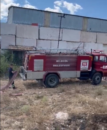 Bilecik’te otluk alanda başlayan yangın ormana sıçramadan söndürüldü