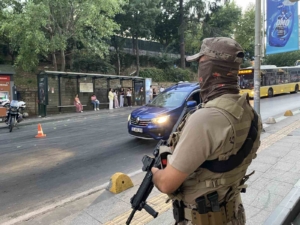 Kadıköy’de helikopter destekli asayiş uygulaması