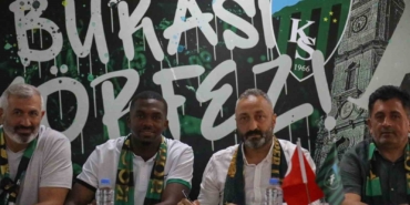 Anfernee Jamal Dijksteel resmen Kocaelispor’da