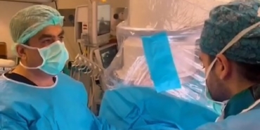 2 yaşındaki bebeğin böbreğindeki taş kapalı yöntemle alındı