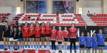 Anadolu Yıldızlar Ligi Badminton Grup Müsabakaları Bilecik’te tamamlandı