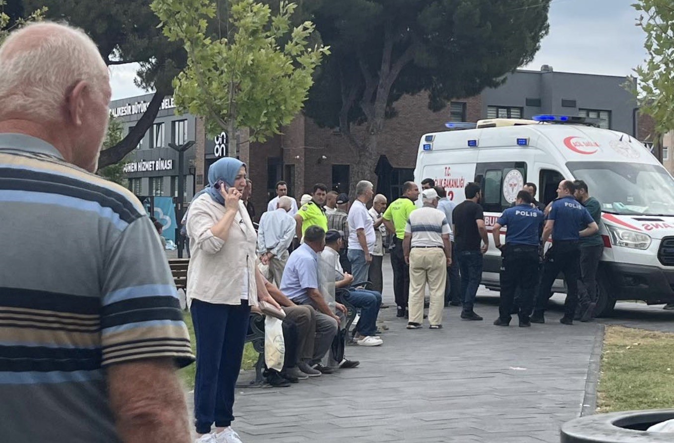 Gönen’de bıçaklı kavga: 1 ölü, 1 yaralı