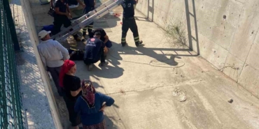 Şarköy’de kontrolden çıkan otomobil dereye uçtu